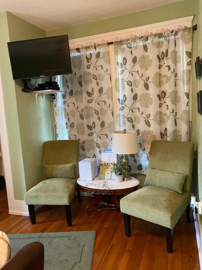 Ms. Maggie'S South Country Inn Daytona Beach Eksteriør billede