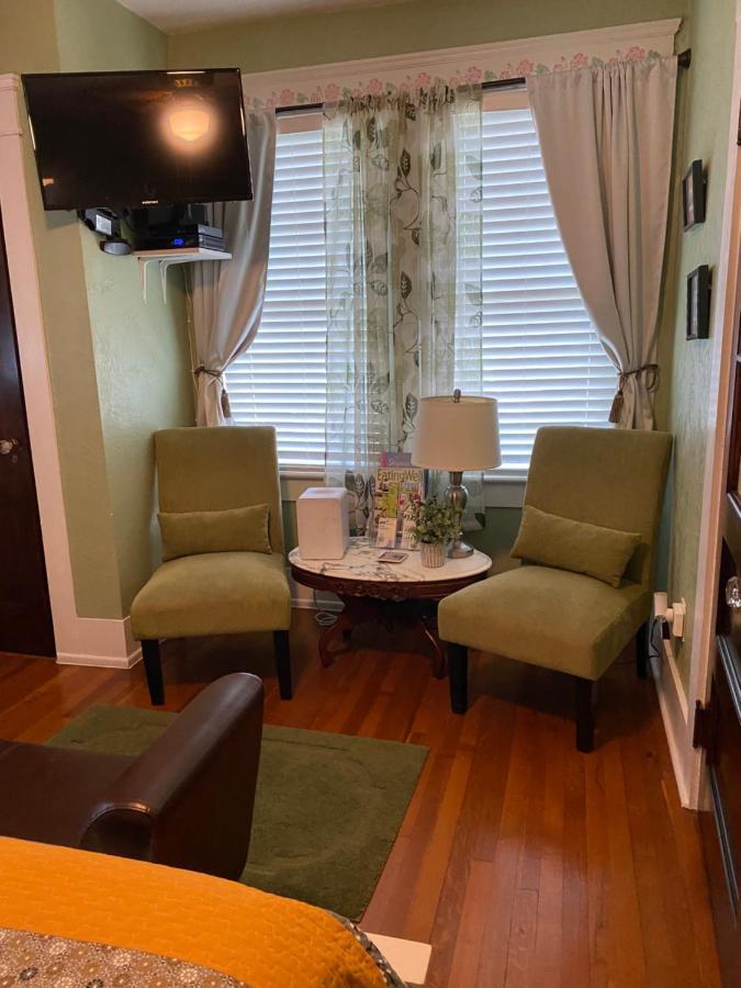 Ms. Maggie'S South Country Inn Daytona Beach Eksteriør billede